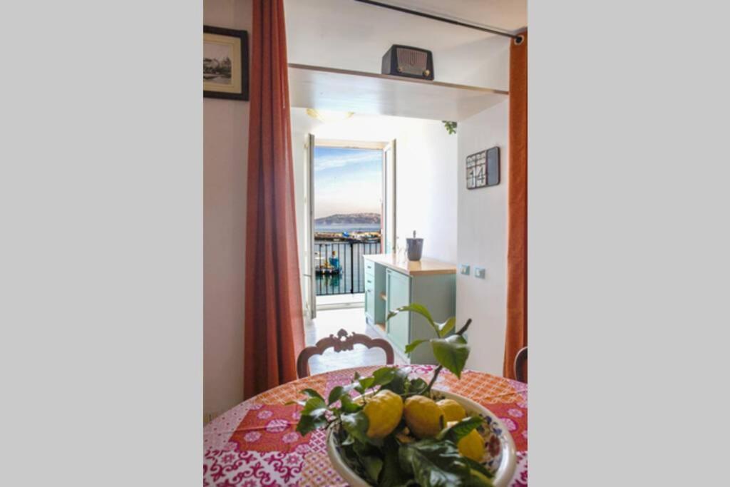 L Angolo Segreto Di Giovanni Il Pescatore Procida Extérieur photo